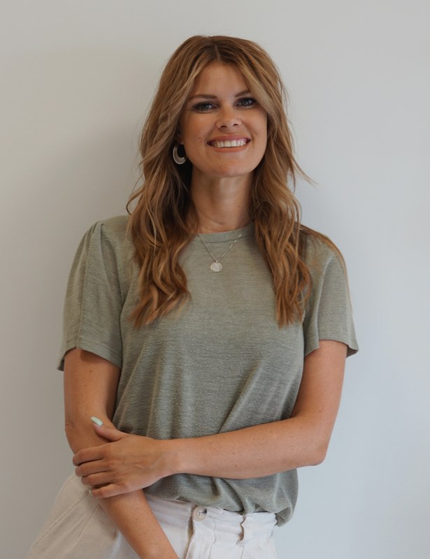 Joyce — Topstylist — kleur- & extensions specialist bij Salon Gestyled